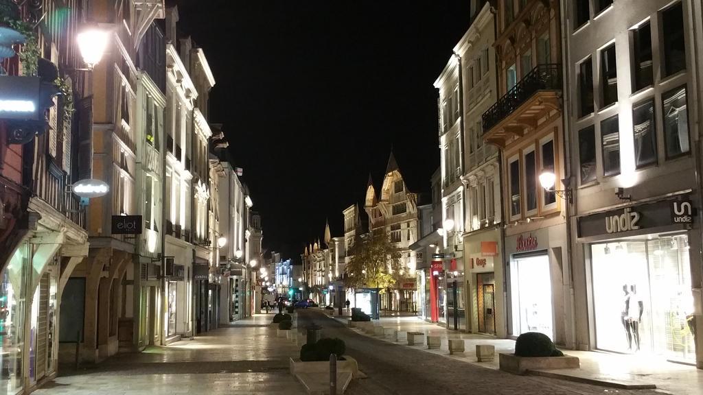 Hotel Le Splendid Troyes Dış mekan fotoğraf